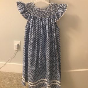 Smocked dress never worn 4T
